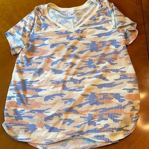 Lularoe camo shirt